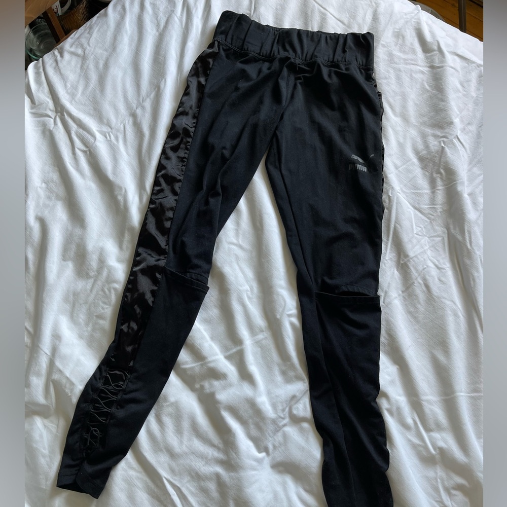 Puma leggings fit more small then medium